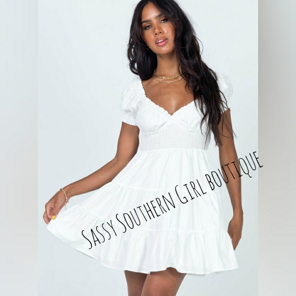 🆕⭐ Princess Polly white cotton mini dress - Picture 6 of 12